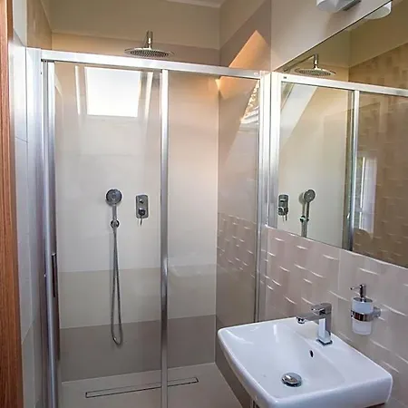 Hotel Simurg